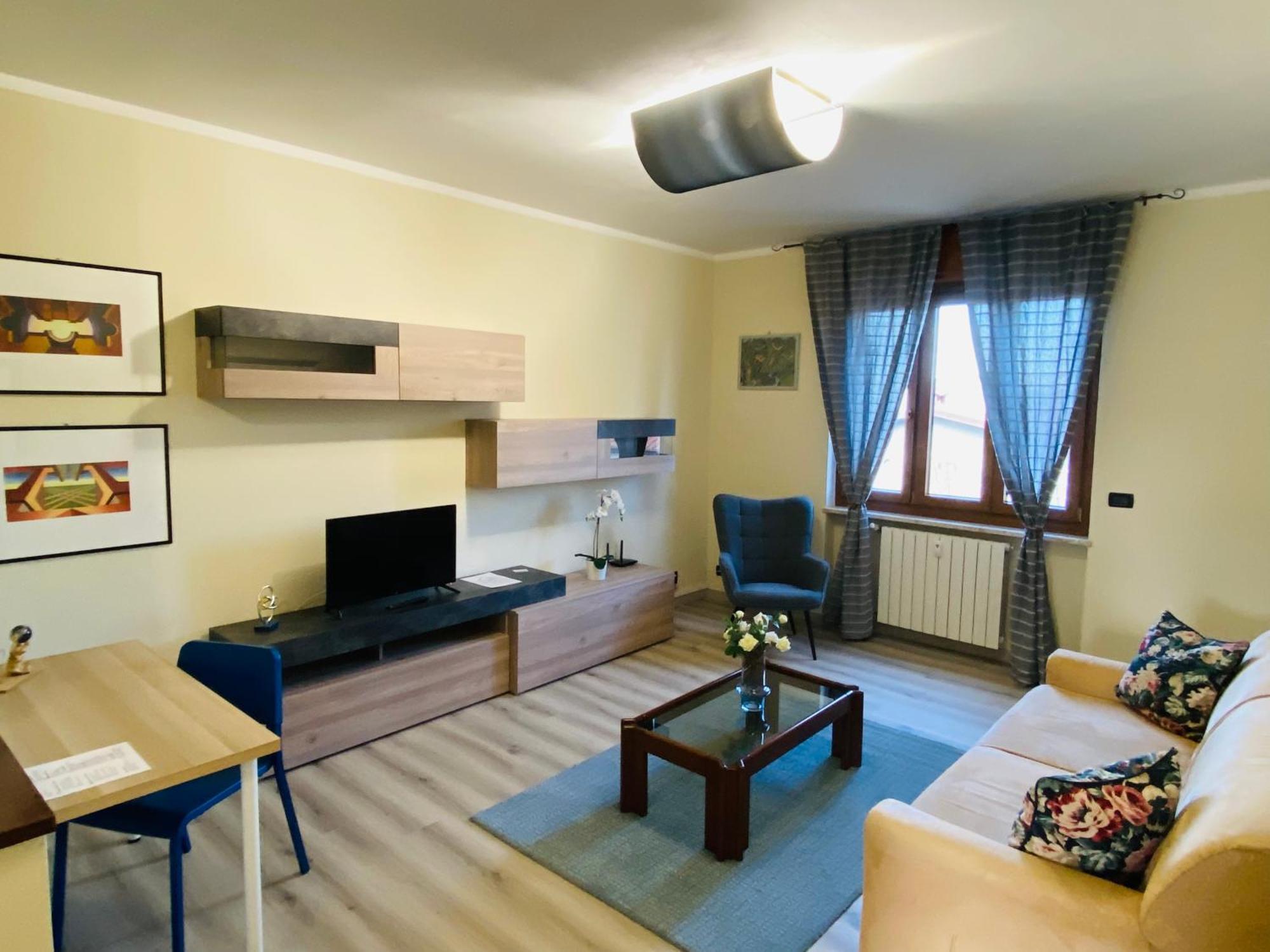 Elegante Appartamento Tre Amis - Doppio Garage & Free Wifi - Ac Centallo Екстериор снимка